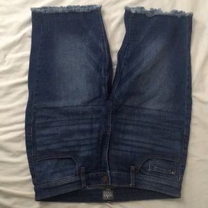Bermuda Jeans Blue denim shorts 28” - 29” waist